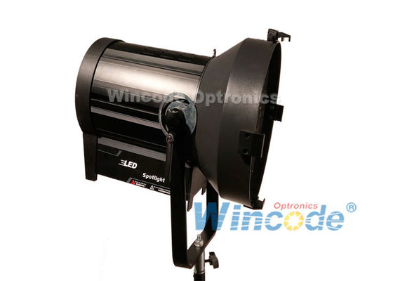 Un buen precio. 600W Iluminación de exhibición LED CRI 85 Ra 5700K / 6500K 64000lm Para estudio HD en línea