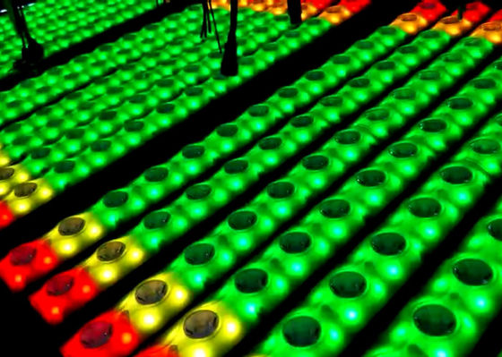 Un buen precio. 89CH luces de lavadora de pared LED 14 píxeles para el edificio exterior 1-20 veces / segundo en línea