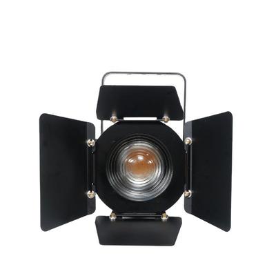 Un buen precio. Foco proyector Fresnel LED de 300W RGBW Bi-color 3200K-5600K 50000Hrs en línea