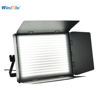 Estudio de TV 400W Panel de luz LED CRI95 16 bits Oscurecimiento 120° haz DMX512 Compatible con RDM