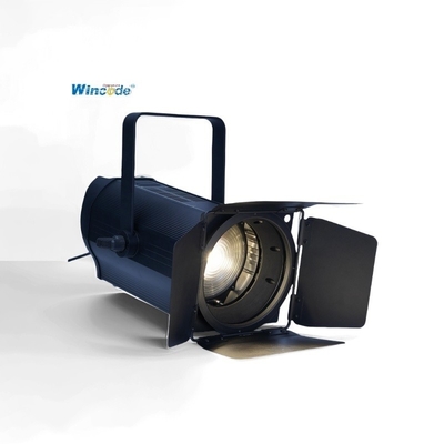Un buen precio. 400W LED CRI95 Iluminación de escenario RGBAL 5 en 1 Auto Zoom Fresnel Spot Light con sistema de gestión de color en línea