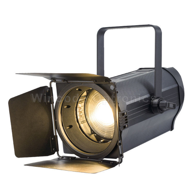Un buen precio. Foco Fresnel LED bicolor de 200W 3200K-5600K 50000Hrs en línea