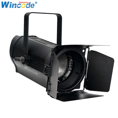 Un buen precio. 300W LED Fresnel Spotlight 3200K-5600K CRI90 DMX512 Control en línea